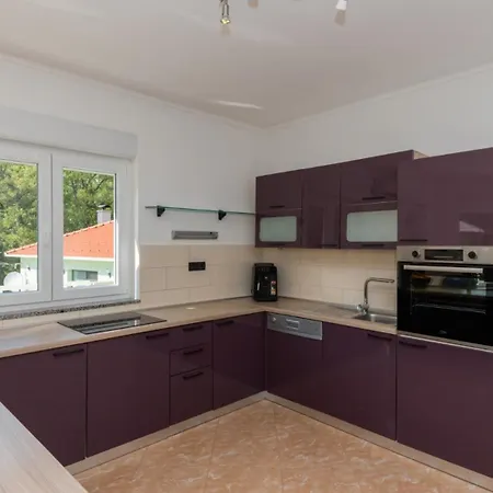 Villa Fourm - Makarska By Guide *