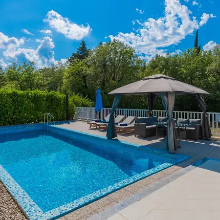 Villa Fourm - Makarska By Guide